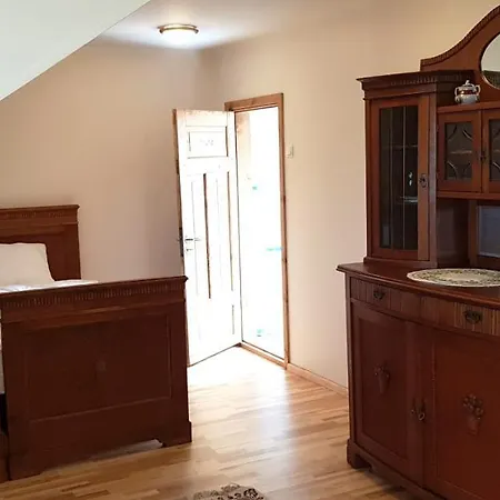 Inn Pajusi Mõisa Külalistemaja Poltsamaa