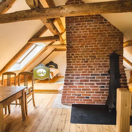 Värdshus Pajusi Moisa Kuelalistemaja *