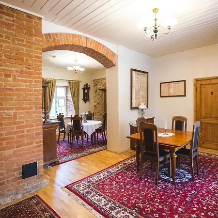 Pajusi Moisa Kuelalistemaja Värdshus