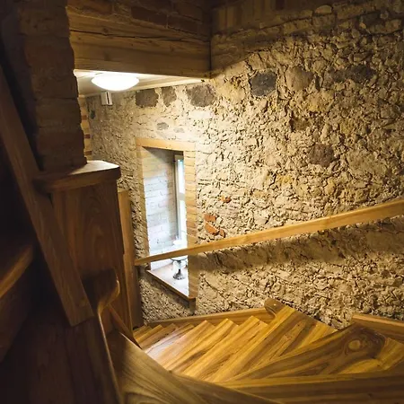 Inn Pajusi Mõisa Külalistemaja Poltsamaa