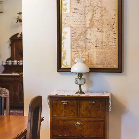 Pajusi Mõisa Külalistemaja Inn *