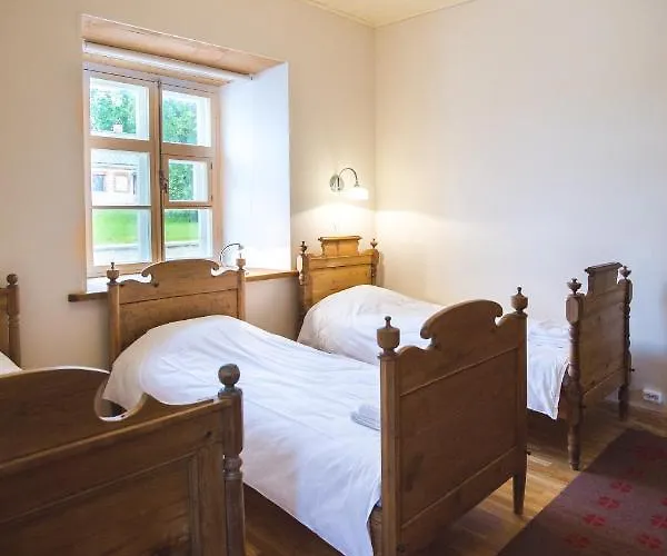 Värdshus Pajusi Moisa Kuelalistemaja *