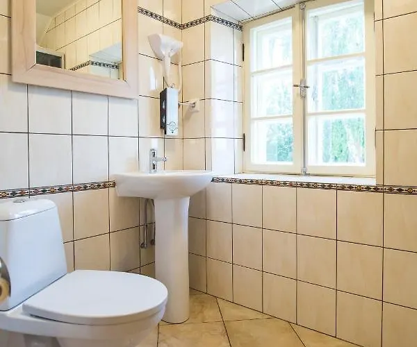 Värdshus Pajusi Moisa Kuelalistemaja