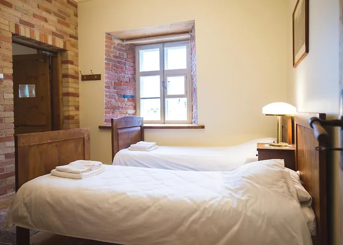 Herberg Pajusi Moisa Kuelalistemaja *