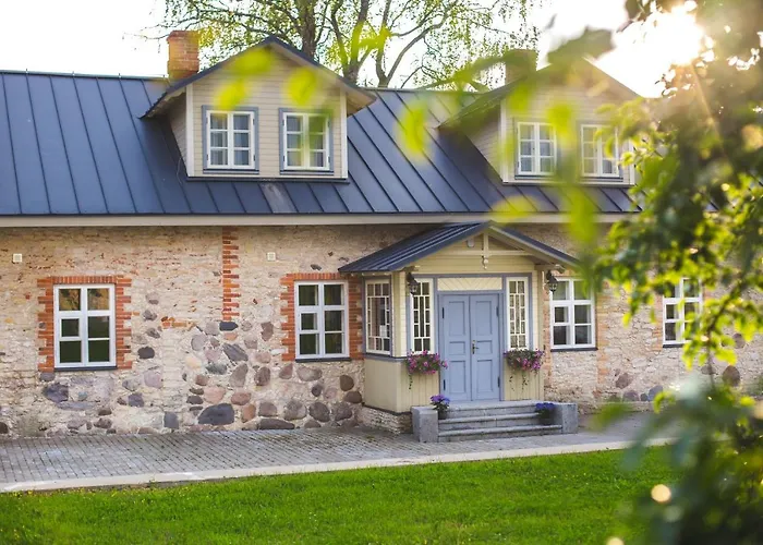 Värdshus Pajusi Moisa Kuelalistemaja Poltsamaa