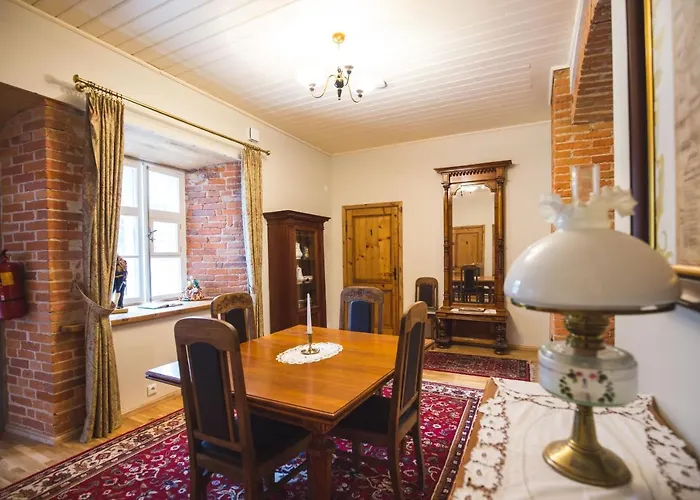 Pajusi Moisa Kuelalistemaja Poltsamaa