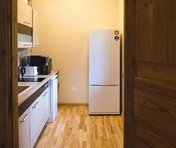 Pajusi Moisa Kuelalistemaja Värdshus Poltsamaa