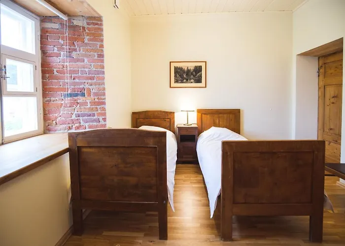 Herberg Pajusi Moisa Kuelalistemaja Poltsamaa