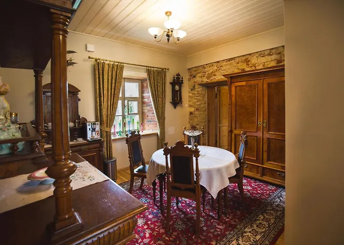 Pajusi Moisa Kuelalistemaja Poltsamaa