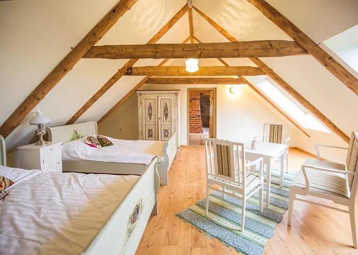 Kro Pajusi Moisa Kuelalistemaja