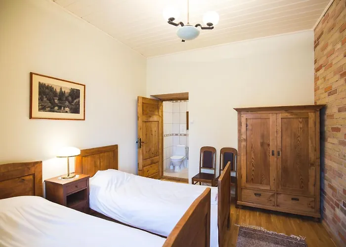 Pajusi Moisa Kuelalistemaja *