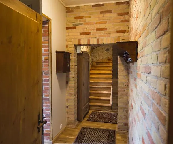 Pajusi Moisa Kuelalistemaja Värdshus